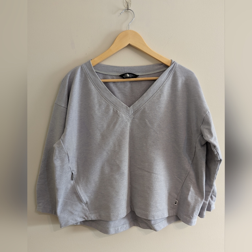 The North Face cropped grey sweater XL - Picture 1 of 2
